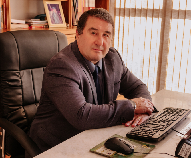 Imagem do fundador, Cleber Domingues